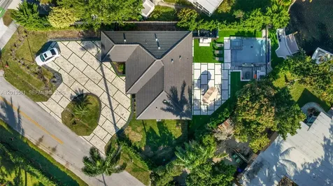 2406 Gulfstream Lane Fort Lauderdale FL 33312