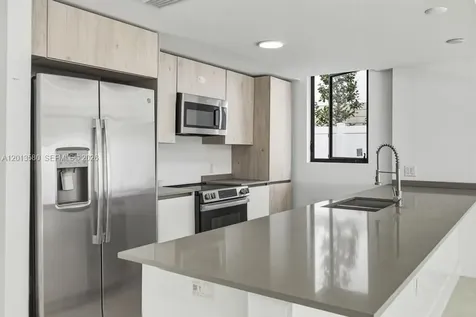 4120 S Oak Place Dania Beach FL 33314