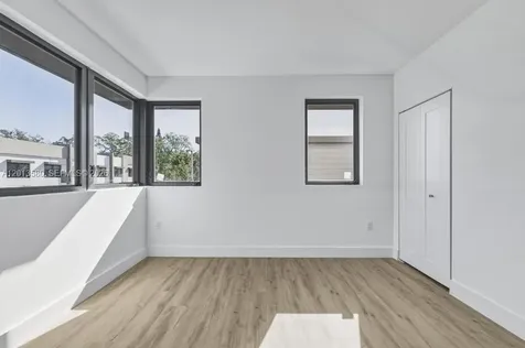 4120 S Oak Place Dania Beach FL 33314