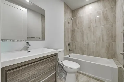 4120 S Oak Place Dania Beach FL 33314