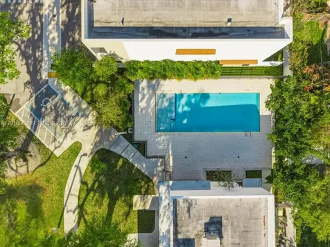 4120 S Oak Place Dania Beach FL 33314