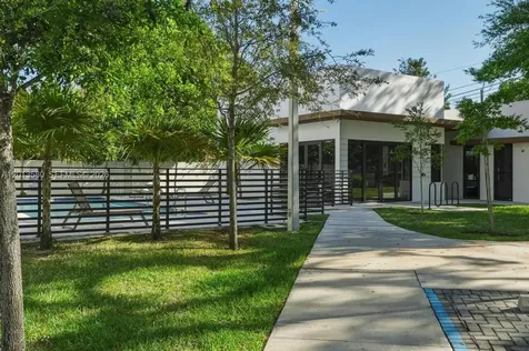 4120 S Oak Place Dania Beach FL 33314