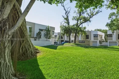 4120 S Oak Place Dania Beach FL 33314