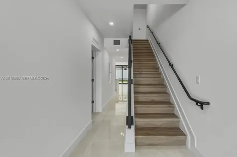 4120 S Oak Place Dania Beach FL 33314