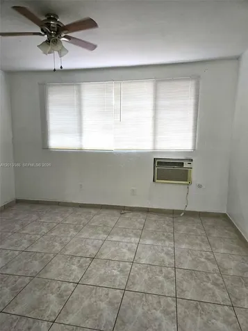 4610 SW 40th Street West Park FL 33023