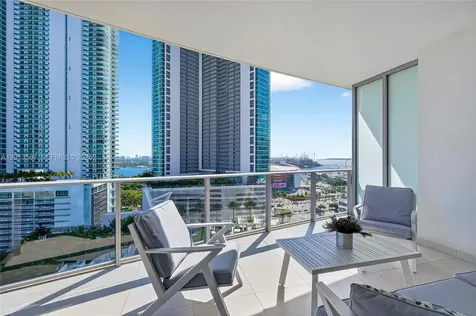 851 NE 1st Avenue Miami FL 33132