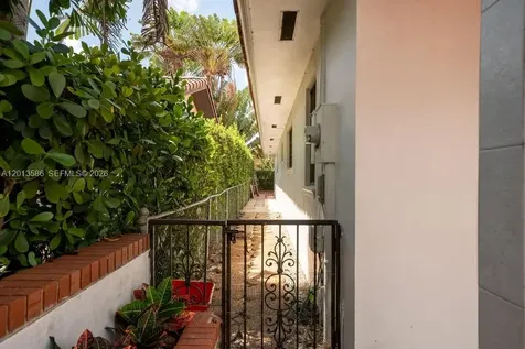 1550 S Greenway Drive Coral Gables FL 33134