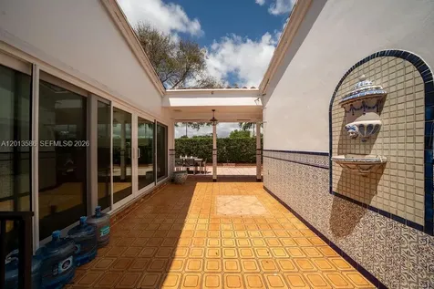 1550 S Greenway Drive Coral Gables FL 33134