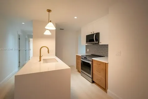 1550 S Greenway Drive Coral Gables FL 33134