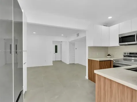 107 Central Avenue Delray Beach FL 33483