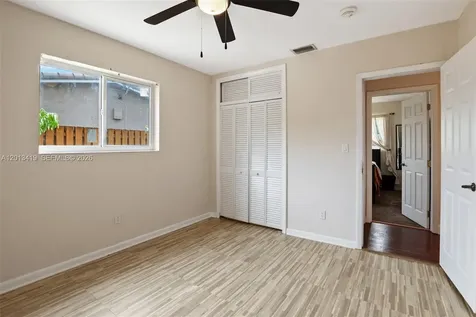 2251 NW 87th Avenue Pembroke Pines FL 33024