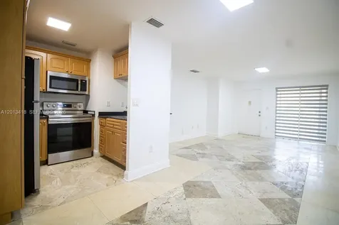 15629 SW 73 Miami FL 33193