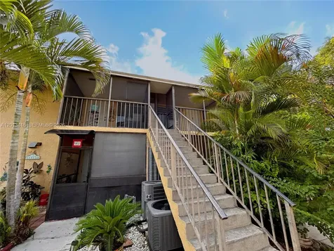 15629 SW 73 Miami FL 33193