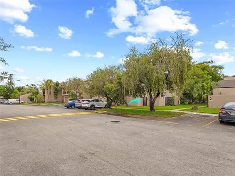 9133 Fontainebleau Boulevard Miami FL 33172