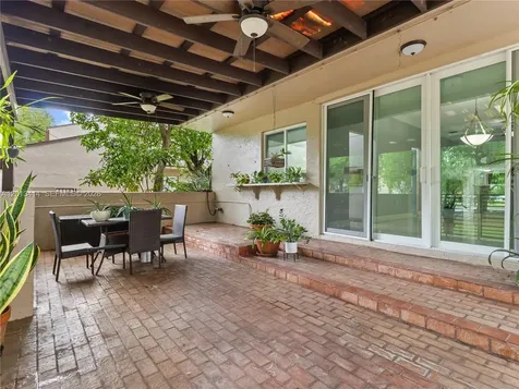 9133 Fontainebleau Boulevard Miami FL 33172