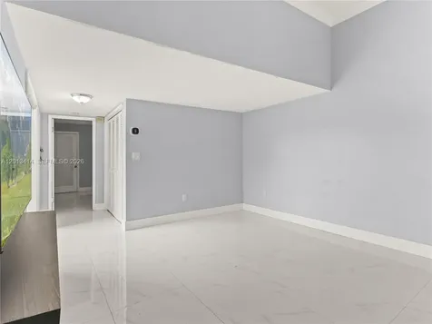9133 Fontainebleau Boulevard Miami FL 33172