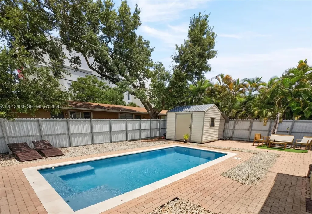 1823 SW 29th Street Fort Lauderdale FL 33315