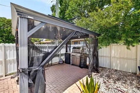 1823 SW 29th Street Fort Lauderdale FL 33315