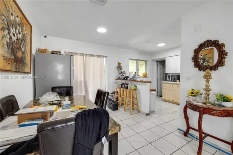 10370 SW 44th Street Miami FL 33165