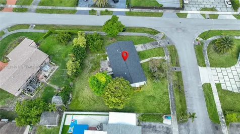 10370 SW 44th Street Miami FL 33165