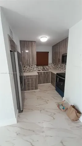 310 Fontainebleau Boulevard Miami FL 33172
