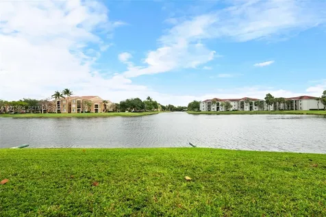 7765 Yardley Drive Tamarac FL 33321