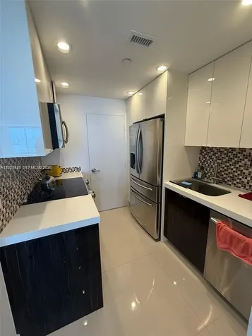 1200 West Avenue Miami Beach FL 33139