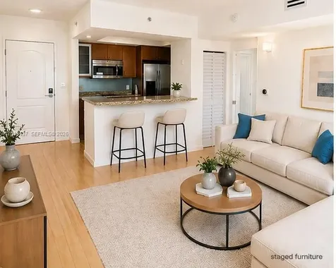 110 Washington Avenue Miami Beach FL 33139