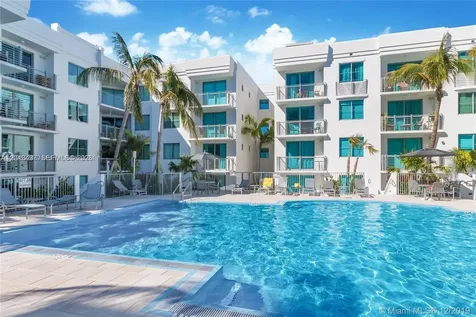 110 Washington Avenue Miami Beach FL 33139