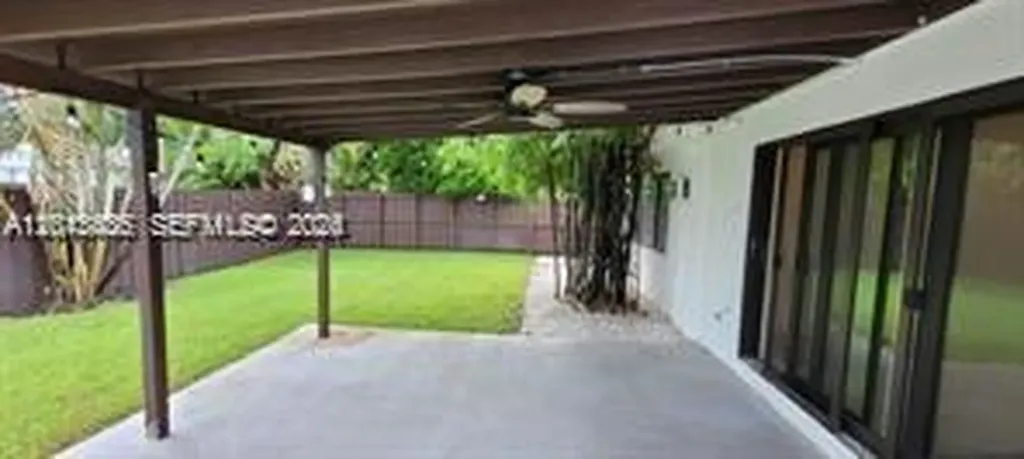 6730 Charleston Street Hollywood FL 33024