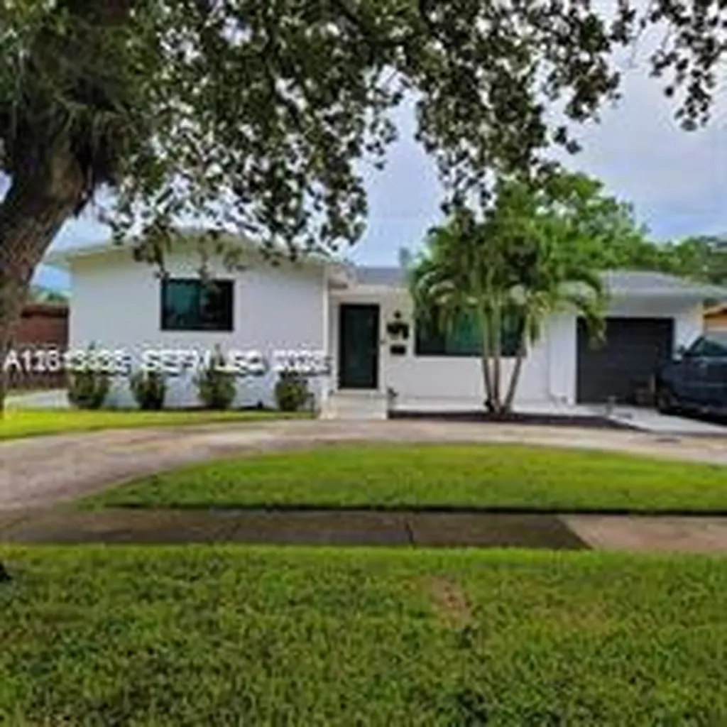 6730 Charleston Street Hollywood FL 33024