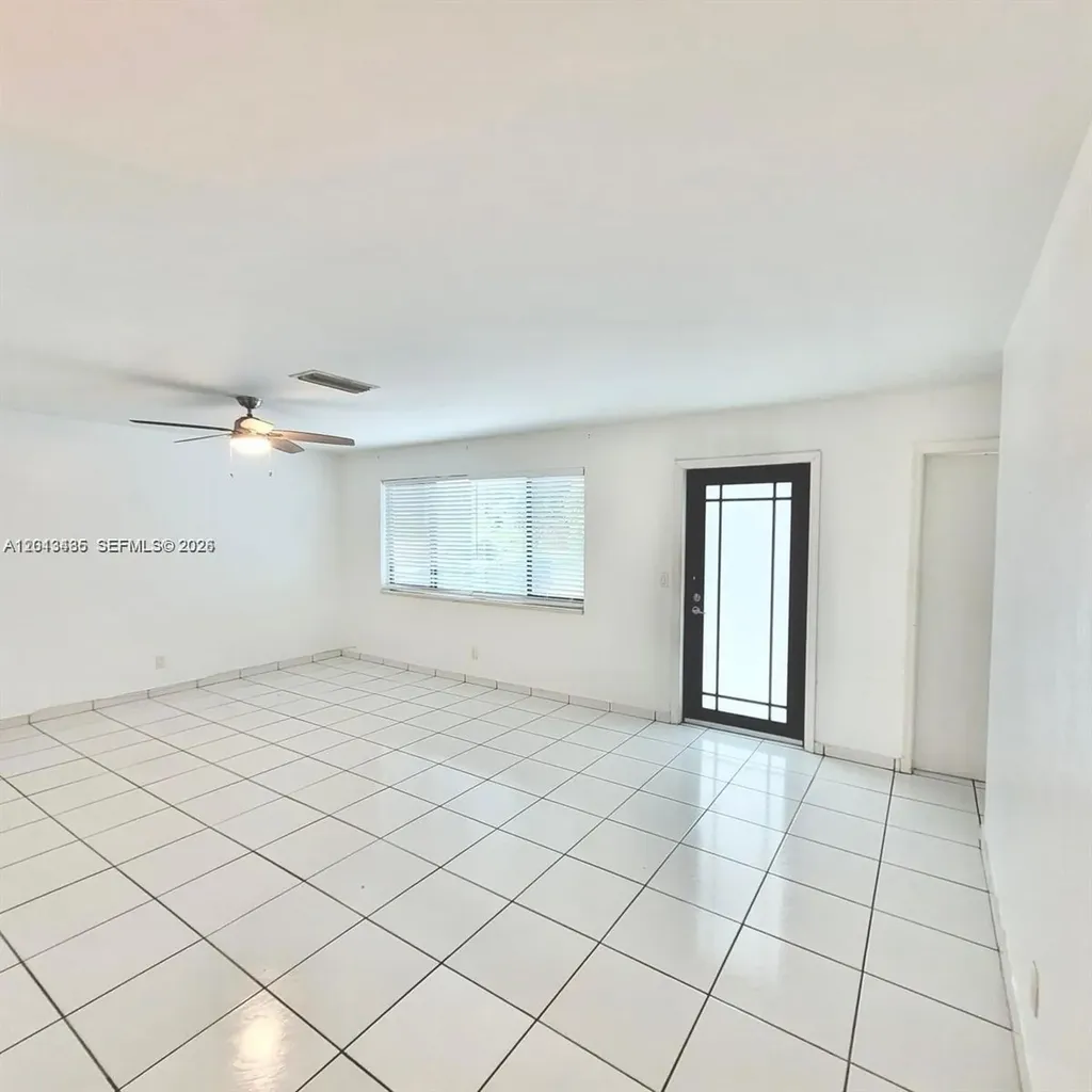 6730 Charleston Street Hollywood FL 33024