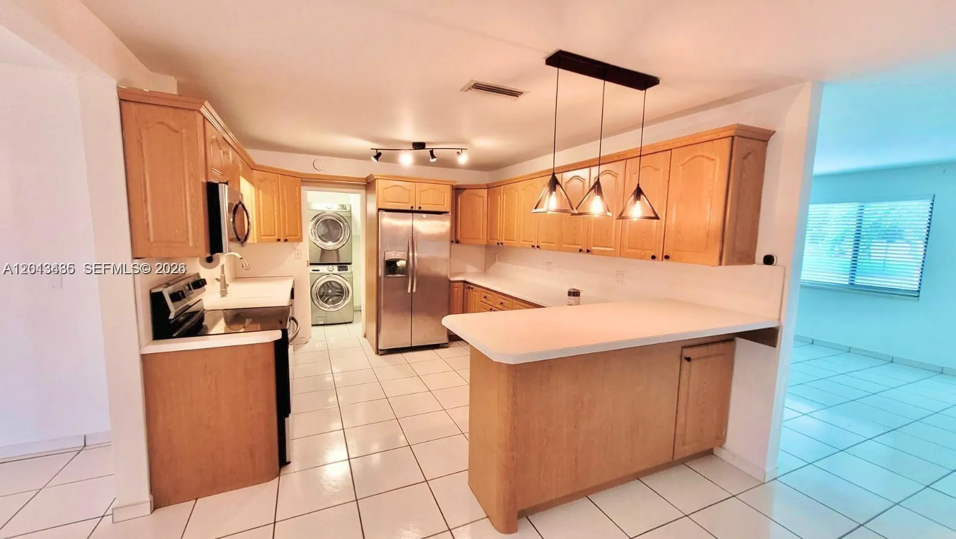 6730 Charleston Street Hollywood FL 33024