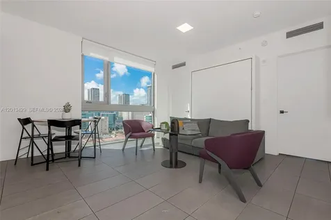 227 NE 2nd Street Miami FL 33132