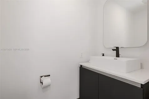 227 NE 2nd Street Miami FL 33132