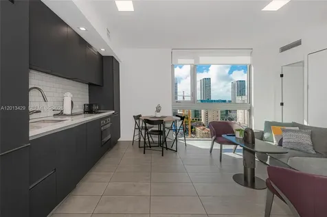 227 NE 2nd Street Miami FL 33132