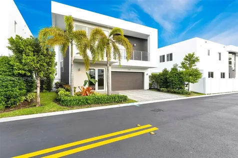 7535 NW 98th Avenue Doral FL 33178