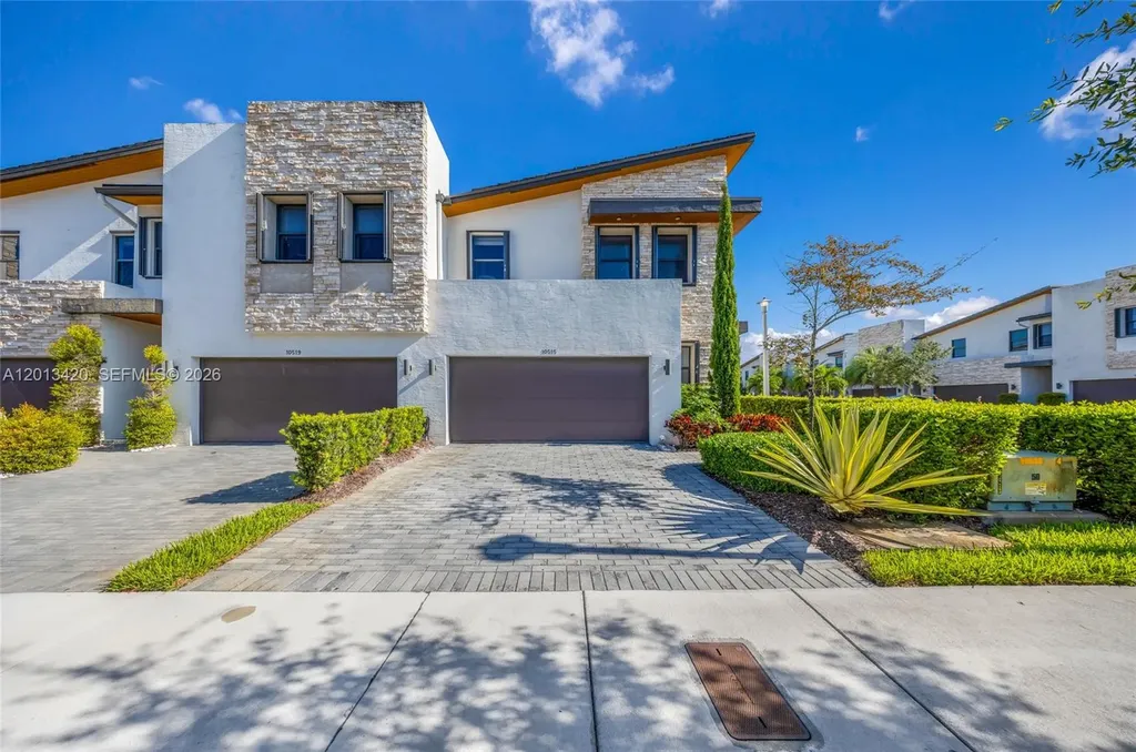 10515 NW 78th Terrace Doral FL 33178