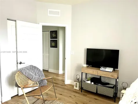 10515 NW 78th Terrace Doral FL 33178