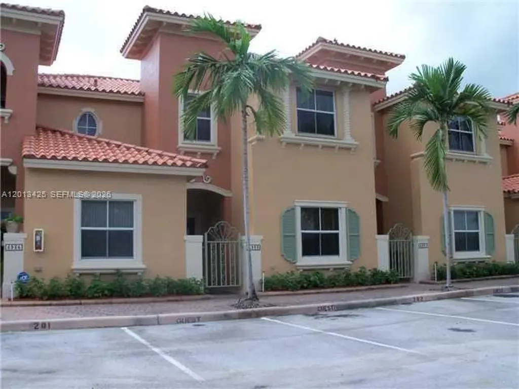 4933 N Harbor Isles Drive Dania Beach FL 33312