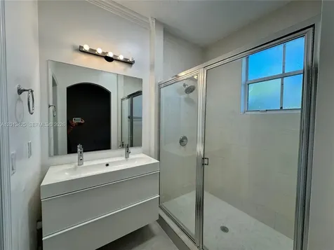 4933 N Harbor Isles Drive Dania Beach FL 33312