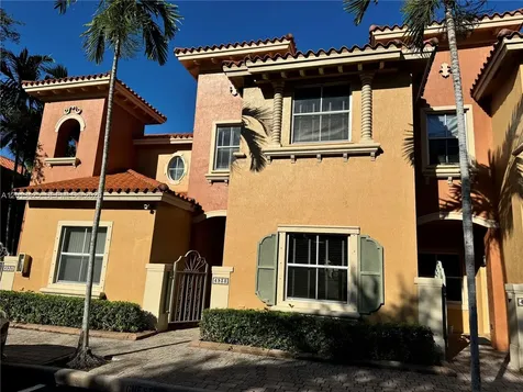 4933 N Harbor Isles Drive Dania Beach FL 33312
