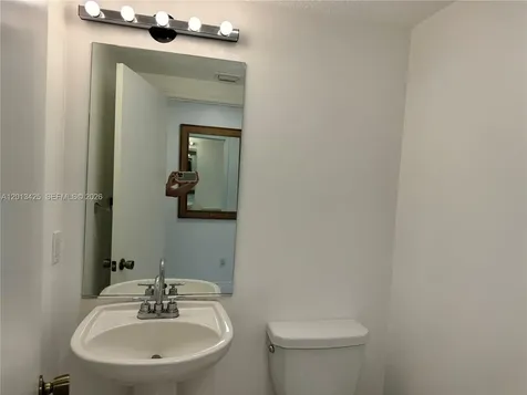 4933 N Harbor Isles Drive Dania Beach FL 33312