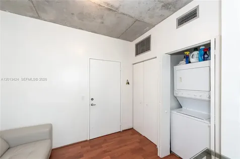 690 SW 1st Court Miami FL 33130