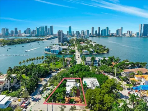 1281 S Venetian Way Miami FL 33139