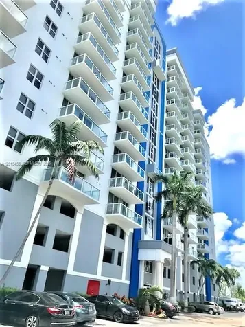 5077 NW 7th Street Miami FL 33126