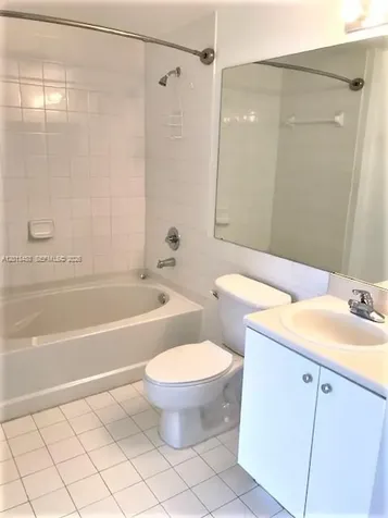 5077 NW 7th Street Miami FL 33126