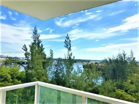 5077 NW 7th Street Miami FL 33126
