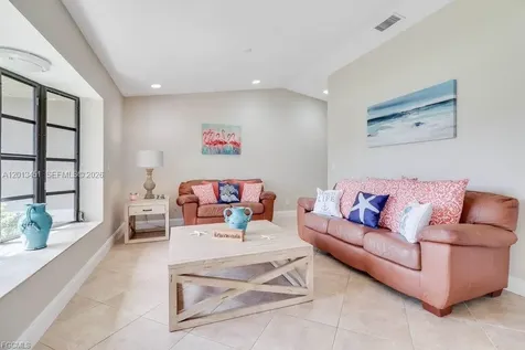 2518 SE 19th Avenue Cape Coral FL 33904