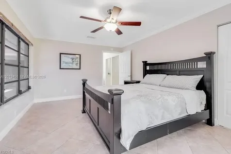 2518 SE 19th Avenue Cape Coral FL 33904